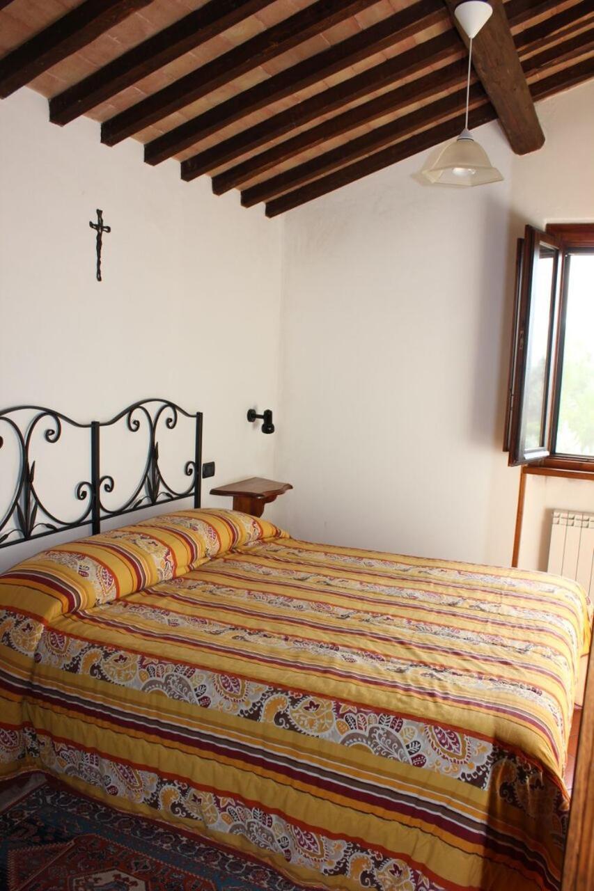 Agriturismo La Ginestrella Civitella D'Arna Rom bilde