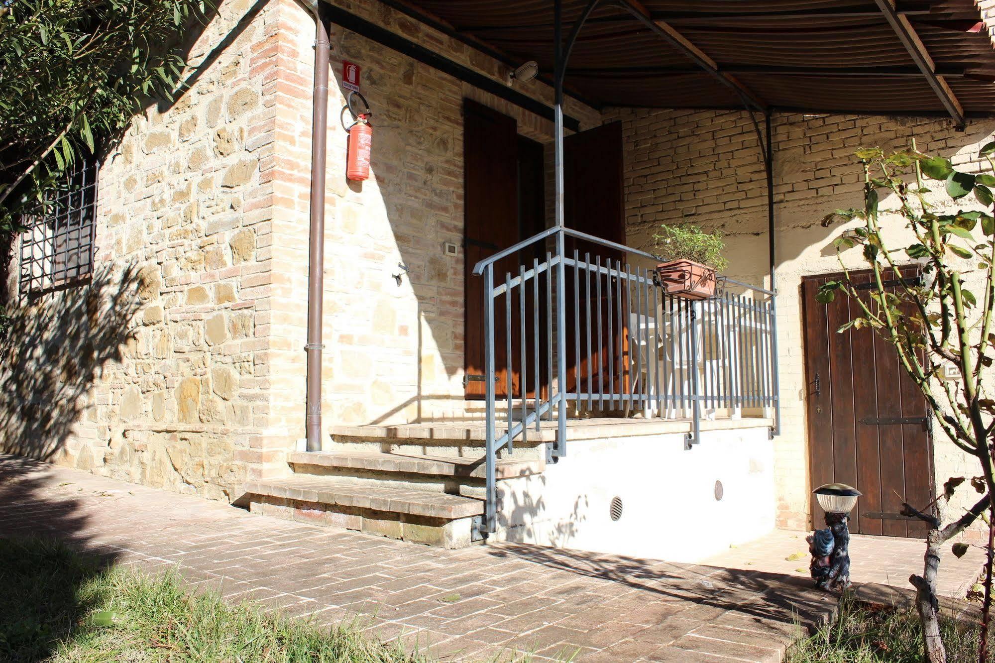 Agriturismo La Ginestrella Civitella D'Arna Eksteriør bilde