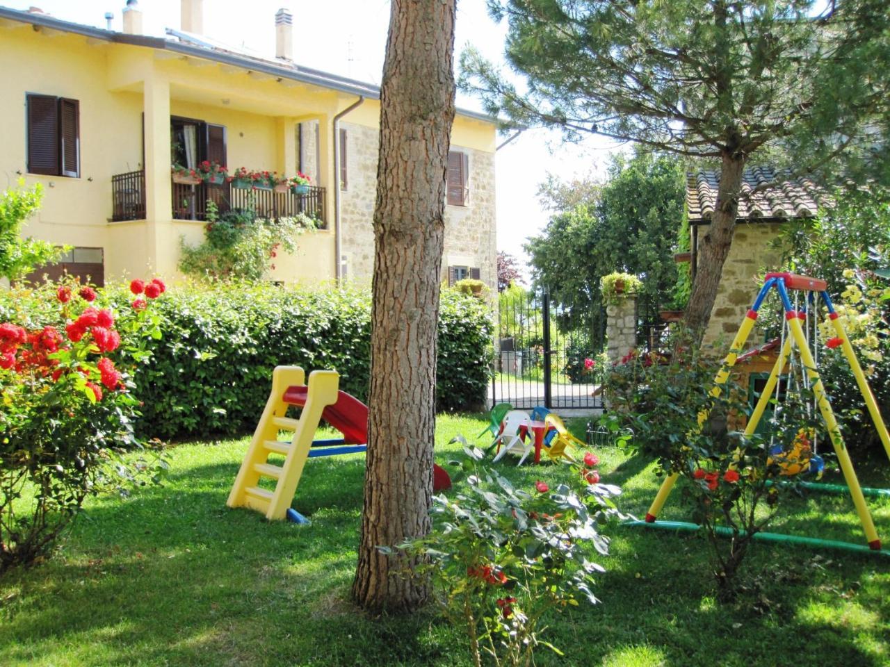 Agriturismo La Ginestrella Civitella D'Arna Eksteriør bilde